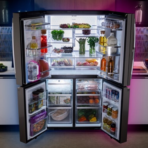 REFRIGERATOR 22.9 CU FT 4 DOOR FRENCH DOOR  W / DOOR IN DOOR  FPT RESISTANT  STAINLESS STEEL