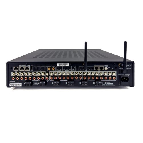 CONTROLLER 8 SOURCE/8 ZONE AMPLIFIER WITH BUILT-IN STREAMER
