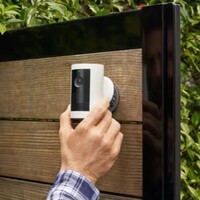 CAMERA RING OUTDOOR CAM PLUS PLUG-IN - BLACK